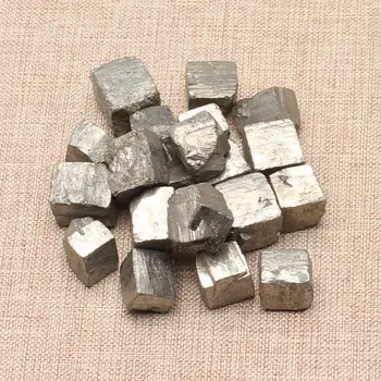 100g естествен железен пирит кубичен парче кристал груб свободна форма дисплей образец