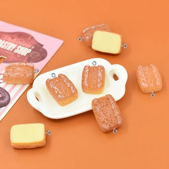 10Pcs мини сладък хляб смола сексапил висулки за бижута вземане DIY обица огърлица ключодържател аксесоари моден подарък