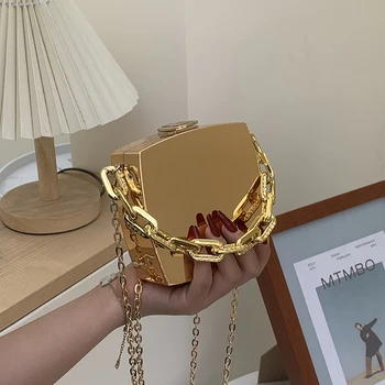 2022 Тренд дизайнер съединител чанта злато сребро PVC кутия дизайн парти вечерна верига рамо Crossbody чанти Мини портмонета и чанти