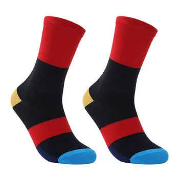 2023 Мъжки / дамски чорапи Висока еластичност меки спортни чорапи дезодориране дишаща за колоездене чорапи