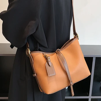 Casual жени малки Pu кожа рамо пратеник чанти мода дами пътуване crossbody чанти високо качество женски чанти голяма пазарска чанта