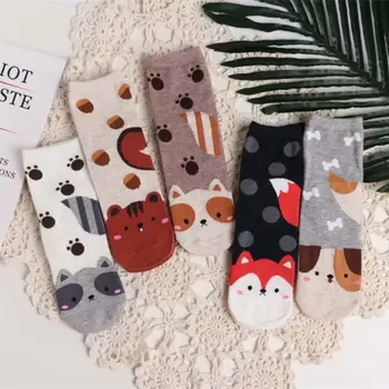 Harajuku котка модел чорапи новост памук топло животински чорапи къси чорапи корейски стил средата тръба чорапи женски