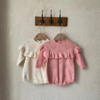 Бебешки ританки 2023 Нови зимни бебешки дрехи Сладък волан дълъг ръкав пуловер едно парче бодита