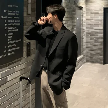 Високо качество корейски мъжки случайни нетактичност пролет есента мода хлабав яке плътен цвят блейзъри черен кафяв топ мъжки облекло