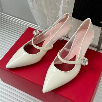 Дамски обувки лято 2023 Луксозни заострени токчета за дамска мода Универсален висок женски дизайнер Елегантни жени високи токчета