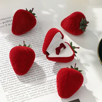 Кадифе ягодов пръстен подарък кутия Ден на Свети Валентин предложение изненада годишнина опаковка сладък почистване и съхранение