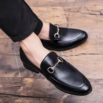 Кожени обувки Мъжки бизнес Официален Лято Дишаща заострена височина на пръстите Увеличаване на стелката Корейски стил младоженец сватба мъжки