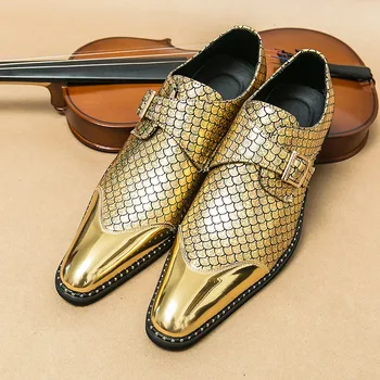 Луксозни модели от змийска кожа Кожени обувки Мъже Дизайнер Златни заострени обувки Мъж Официално парти Сватбени обувки Мъже Елегантни мокасини 2023