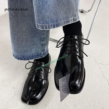 Най-новите мъжки обувки Tabi Split Toe Черни обувки с дантела Луксозни офис обувки за мъже 2023 Есенна мода Атрактивен