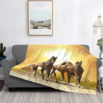 Одеяла от диви коне Галопиращи любители на животни Размити смешни топли одеяла за покривка пролет/есен