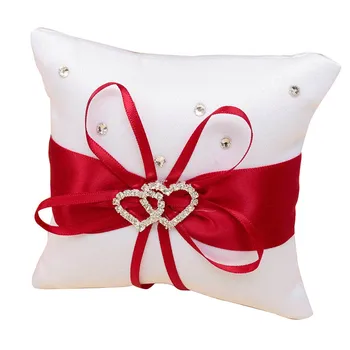 Пръстен възглавница за сватба Пръстен възглавница със сатенени панделки червено + бяло 10 см х 10 см